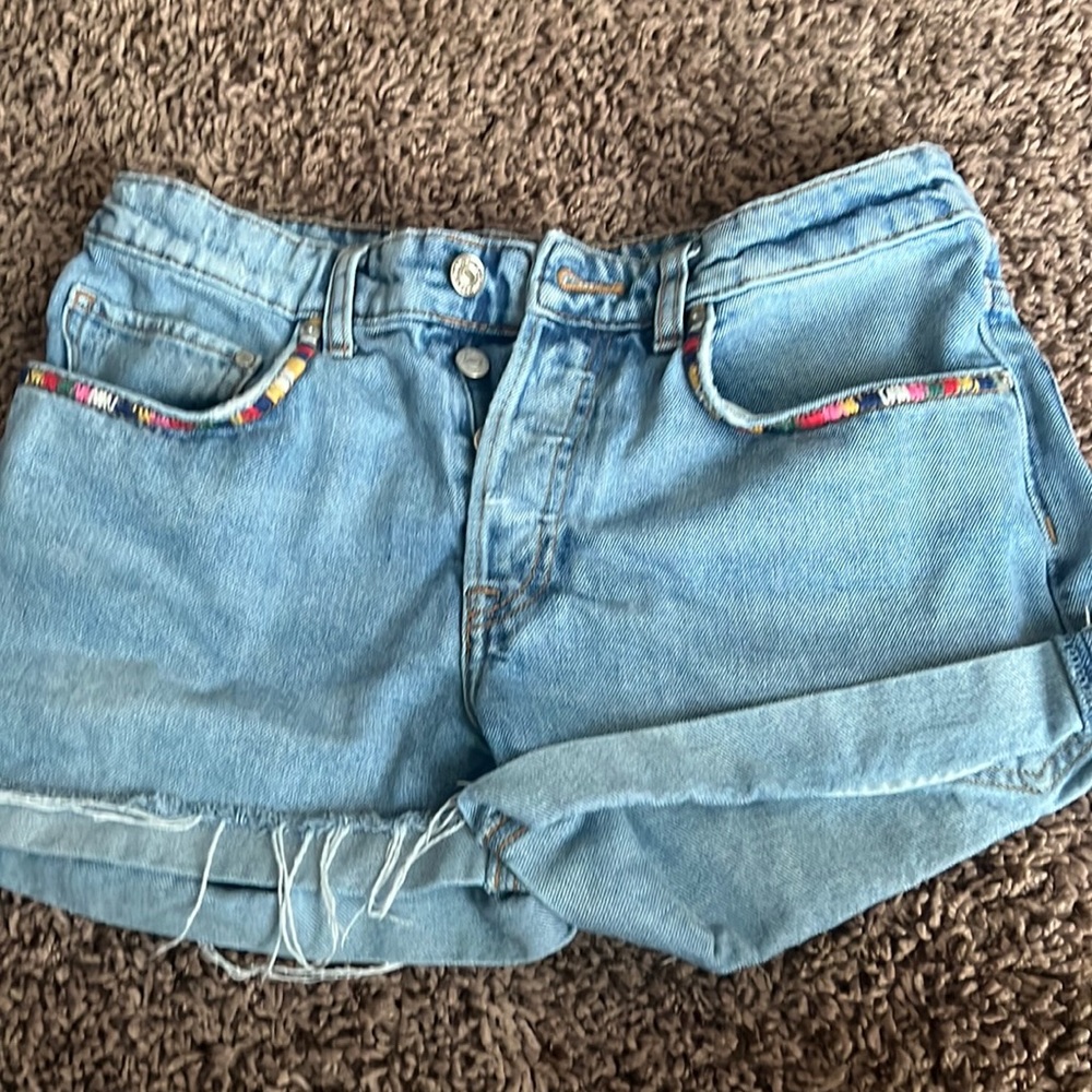 western shorts with color pocket stitching